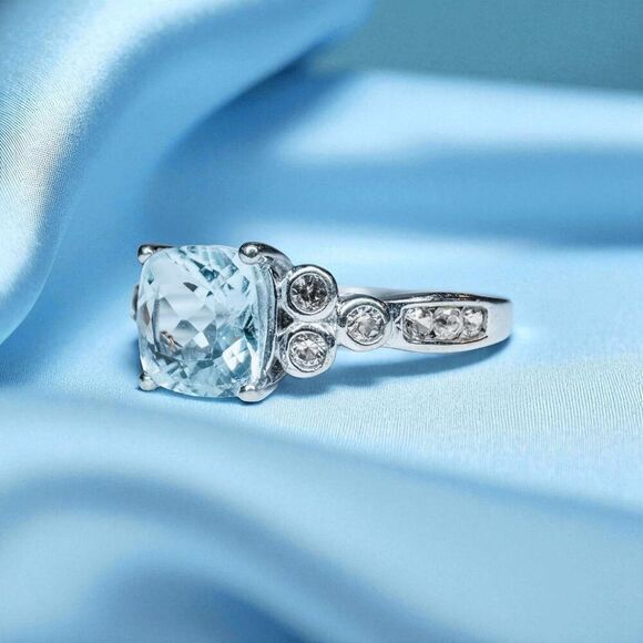 VINTAGE- 10K Gold- Aquamarine & Diamond Ring -Sz 7- Cushion Cut- White Gold-1.8g - Picture 9 of 16